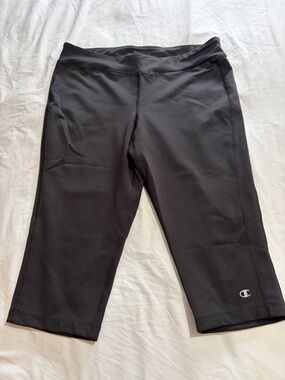 Champion Black Capri Leggings